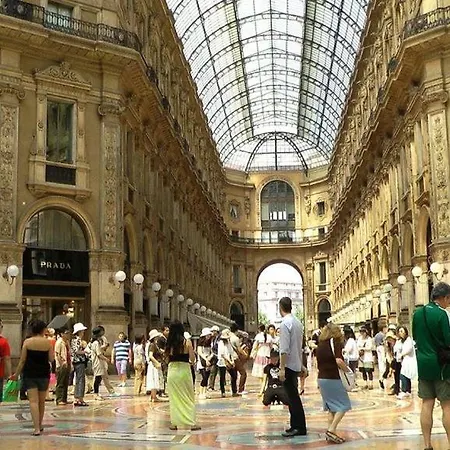 State Of The Art With 180 Degree Panoramic View, Pool And Sleeping Up To 10 Guests By Italian Apartament